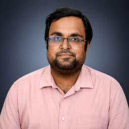 Dharmbir Prasad, board-focused home tutor in Gurugram